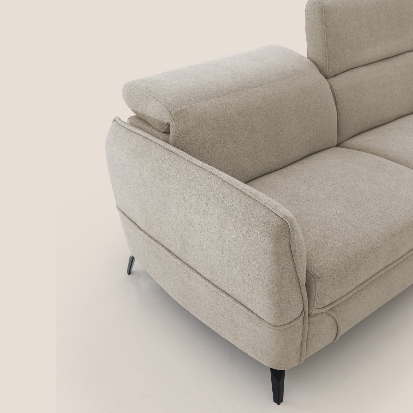 Bloom Divano con poggiapiedi estraibile piedini alti e poggiatesta reclinabili in tessuto bouclé impermeabile T07 beige