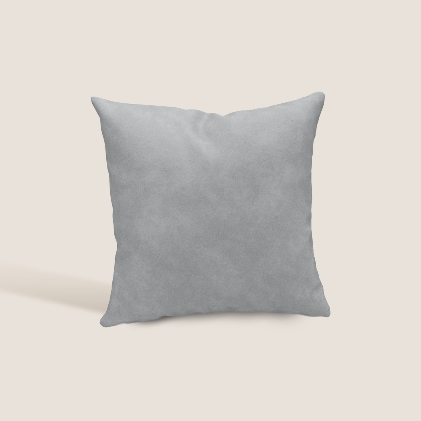 Atlanta cuscino quadrato disponibile in diversi colori realizzato in ecopelle primofiore grigio