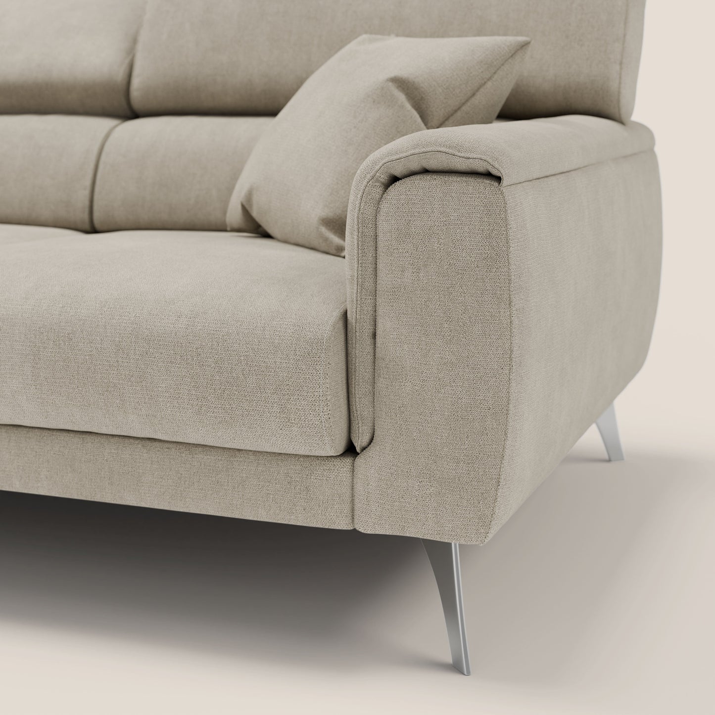 Caravaggio divano con 3 sedute allungabili indipendenti e poggiatesta reclinabili in tessuto impermeabile T02 panna