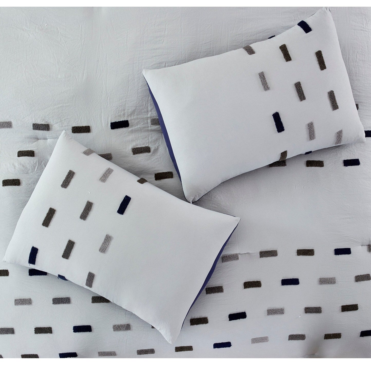 Modern Threads English Laundry Drew 4-Piece Embellished Comforter Set