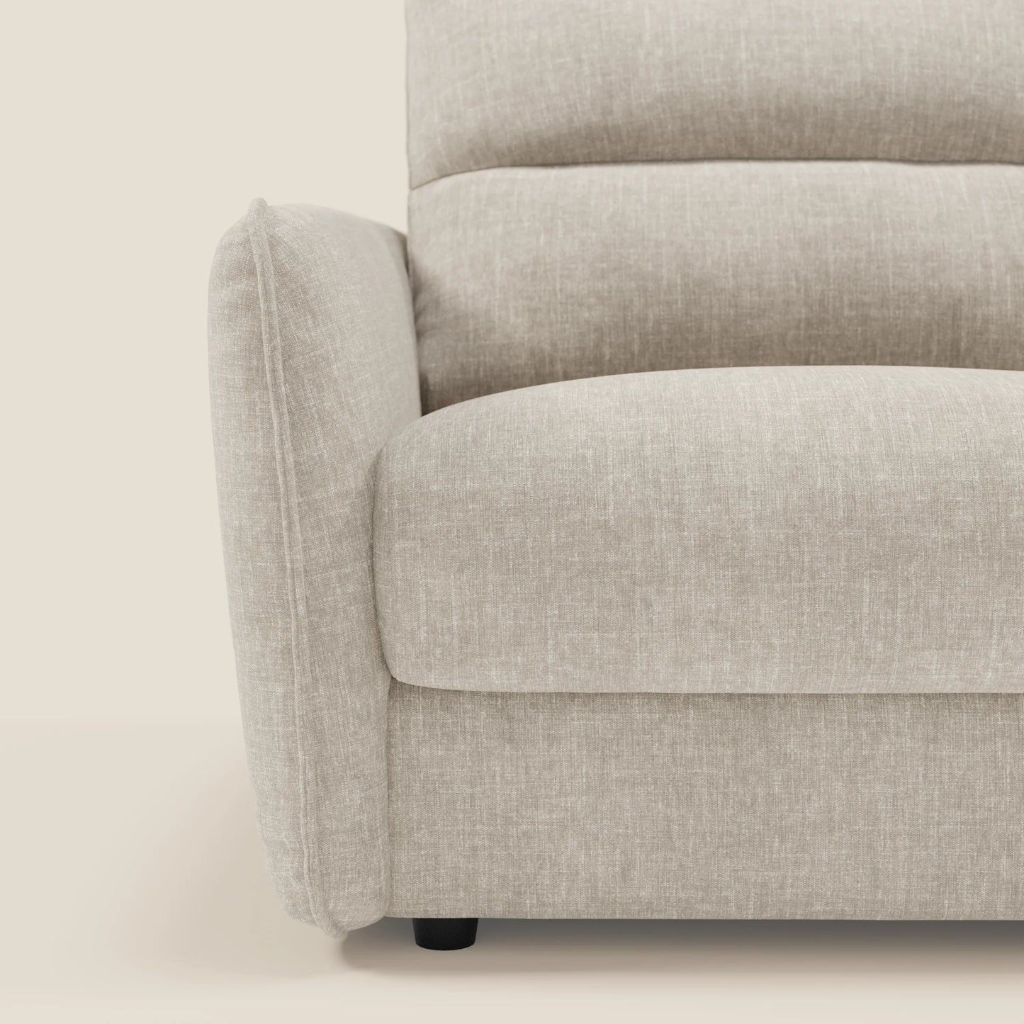 Elios Divano letto con morbidi cuscini spalliera in tessuto smacchiabile T24 bianco latte