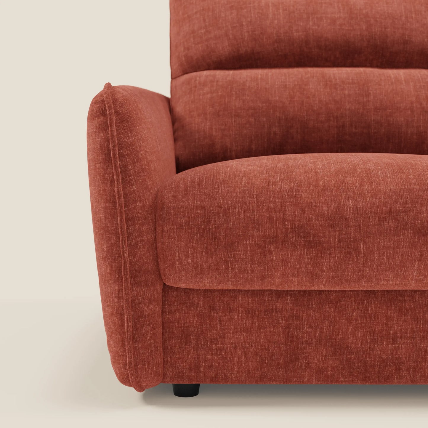 Elios Divano letto con morbidi cuscini spalliera in tessuto smacchiabile T24 ruggine