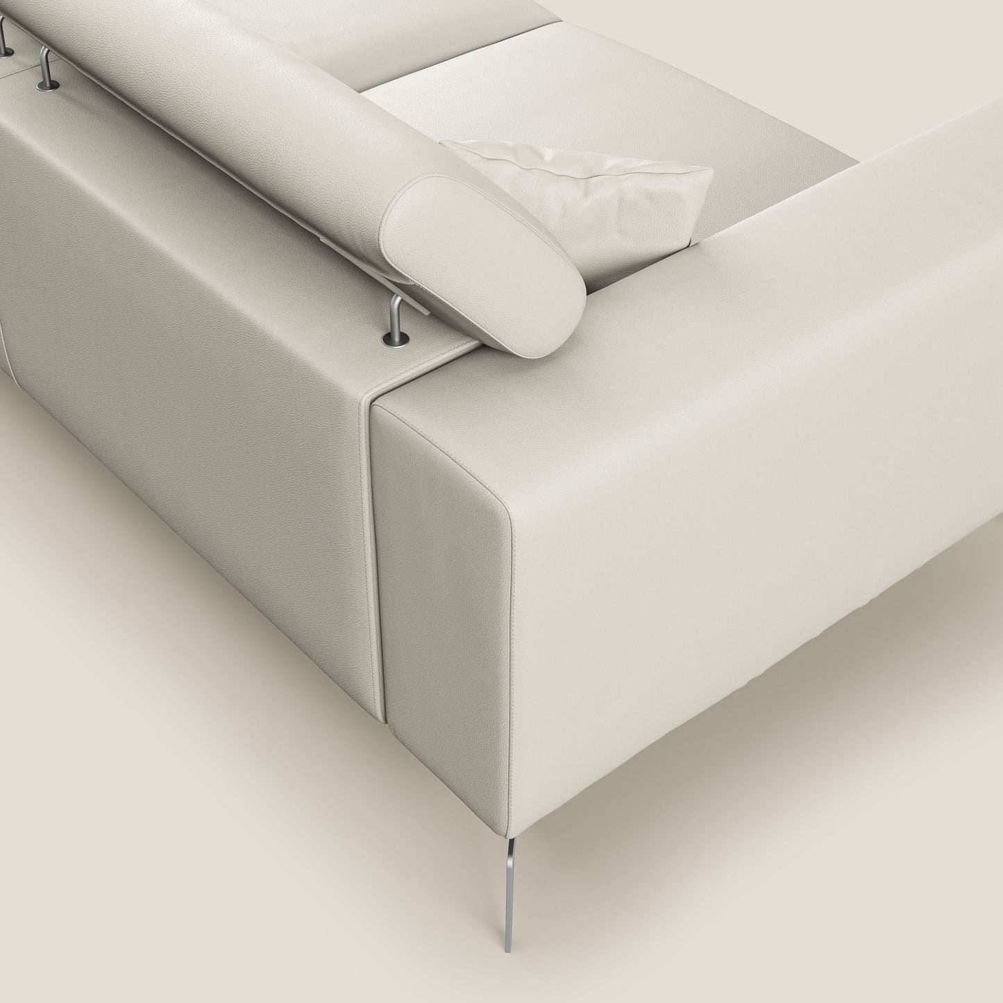 Blade Divano moderno con poggiatesta reclinabili in Ecopelle T04 bianco