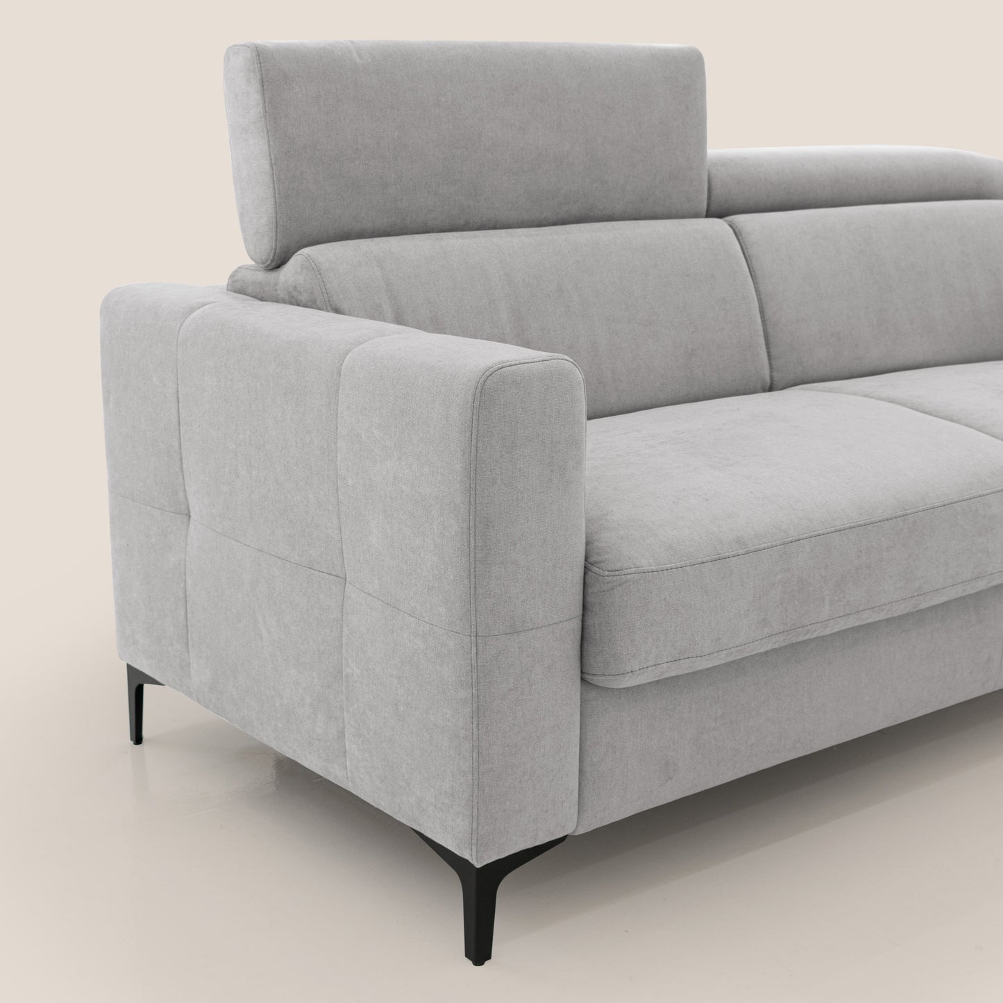 Gardenia divano letto materasso alto 18 cm con poggiatesta reclinabili e rivestimento impermeabile T02 grigio chiaro