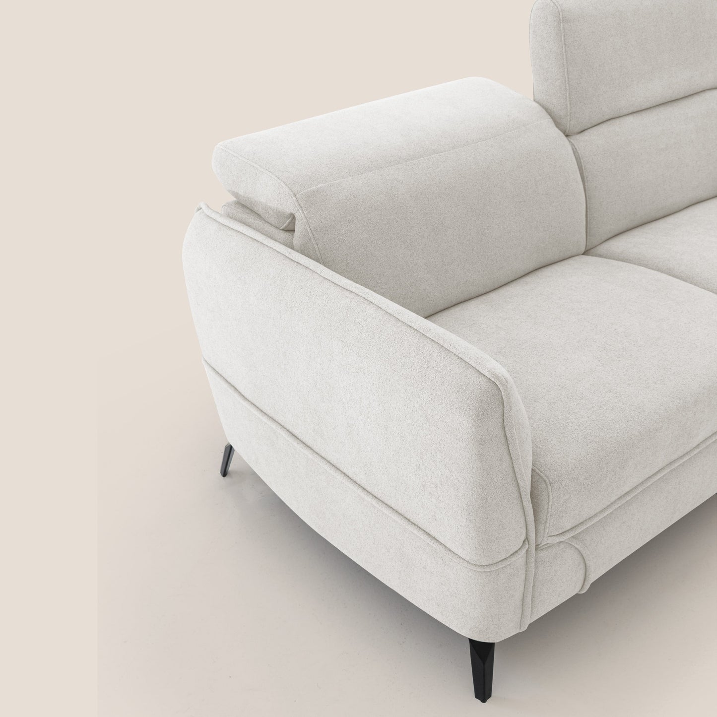 Bloom Divano con poggiapiedi estraibile piedini alti e poggiatesta reclinabili in tessuto bouclé impermeabile T07 bianco