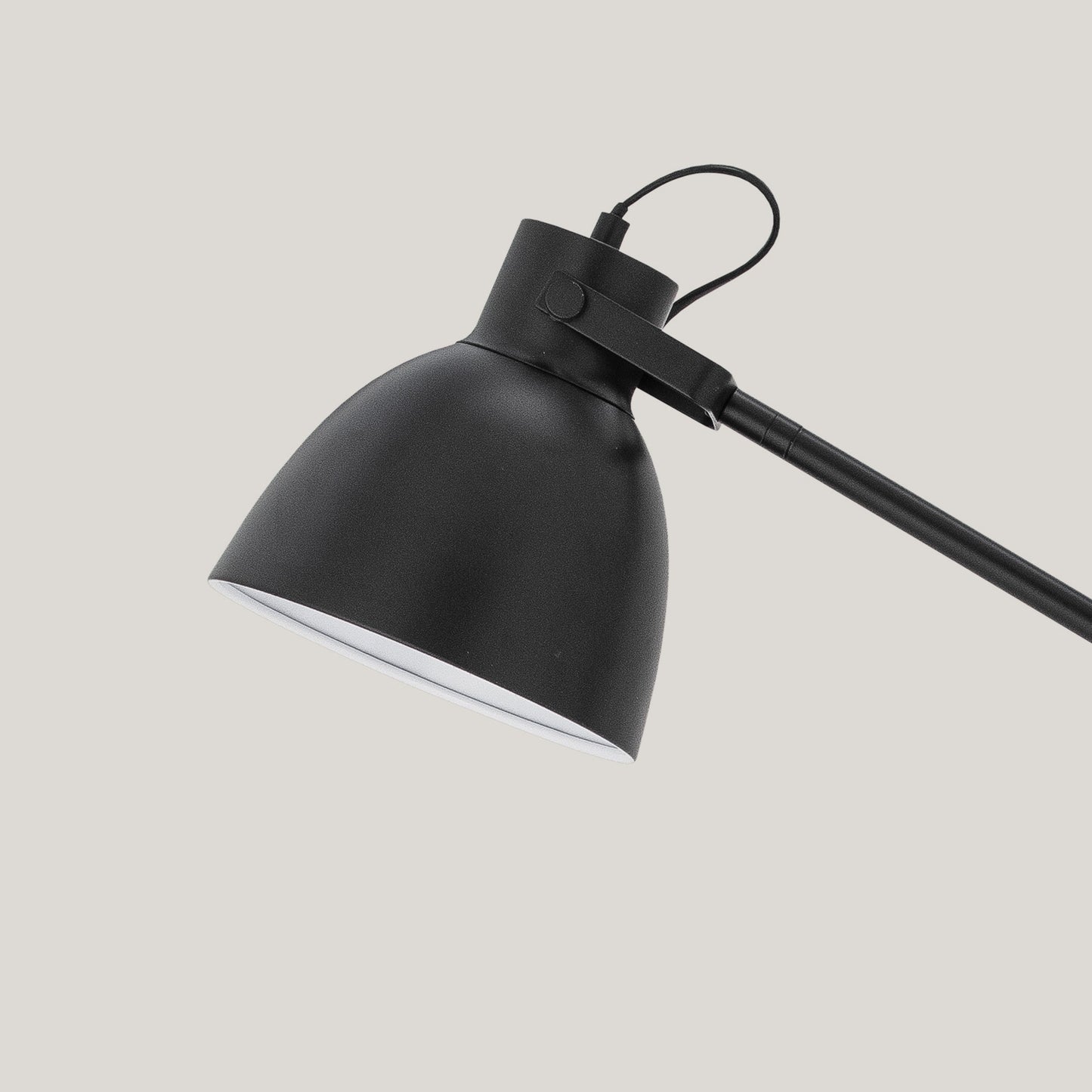 Barca lampada da terra in metallo nero regolabile