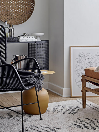 Ayah tavolino decorativo di design rotondo in metallo giallo caldo