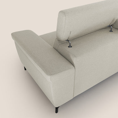 Aisha Divano con poggiapiedi estraibile piedini alti e poggiatesta reclinabili in tessuto Smacchiabile T05 panna