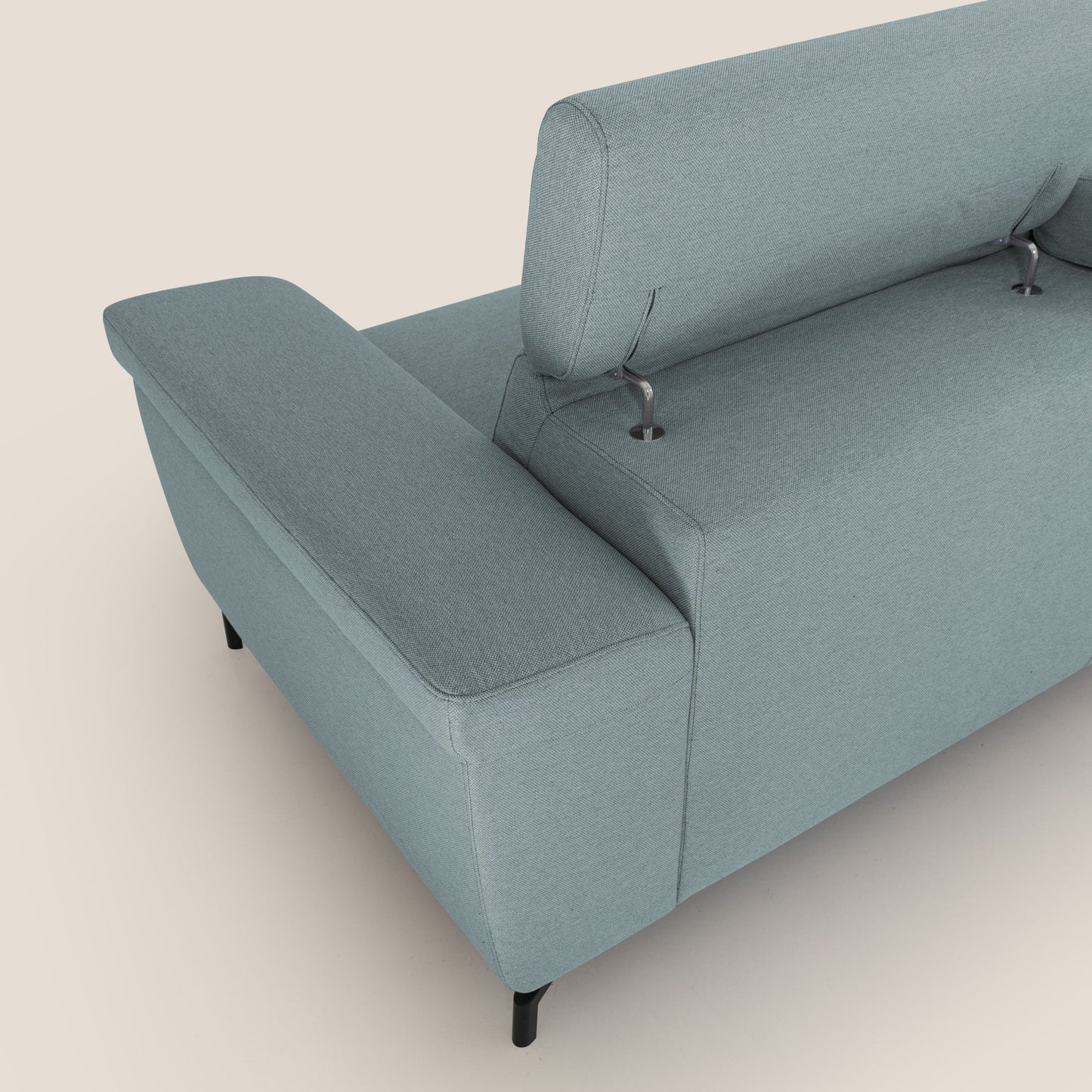 Aisha Divano con poggiapiedi estraibile piedini alti e poggiatesta reclinabili in tessuto Smacchiabile T05 carta da zucchero