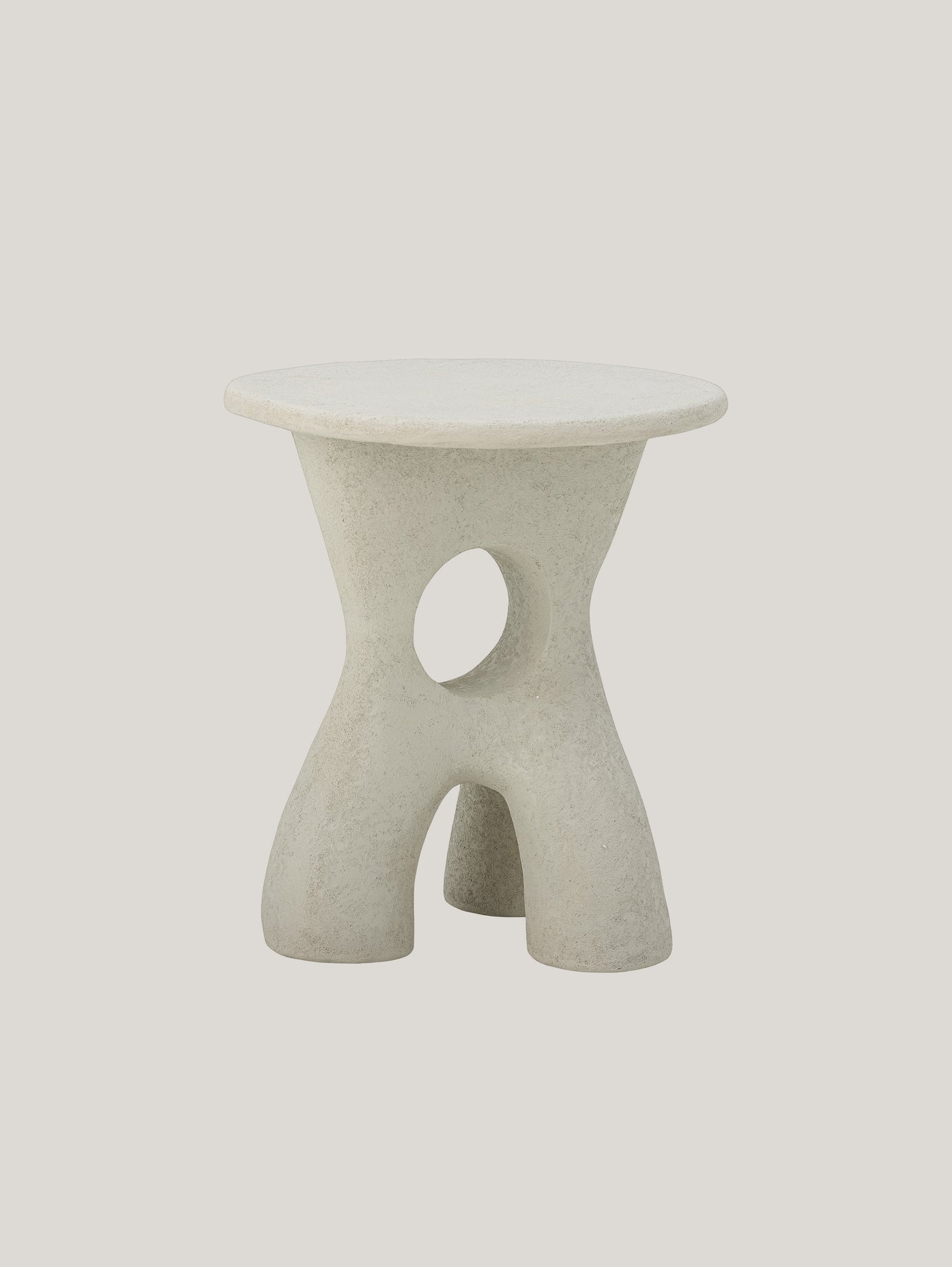 Amiee tavolino scultoreo tondo dalla forma organica in poliresina bianco