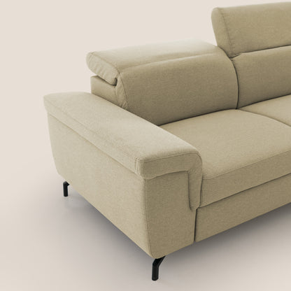 Aisha Divano con poggiapiedi estraibile piedini alti e poggiatesta reclinabili in tessuto Smacchiabile T05 cammello