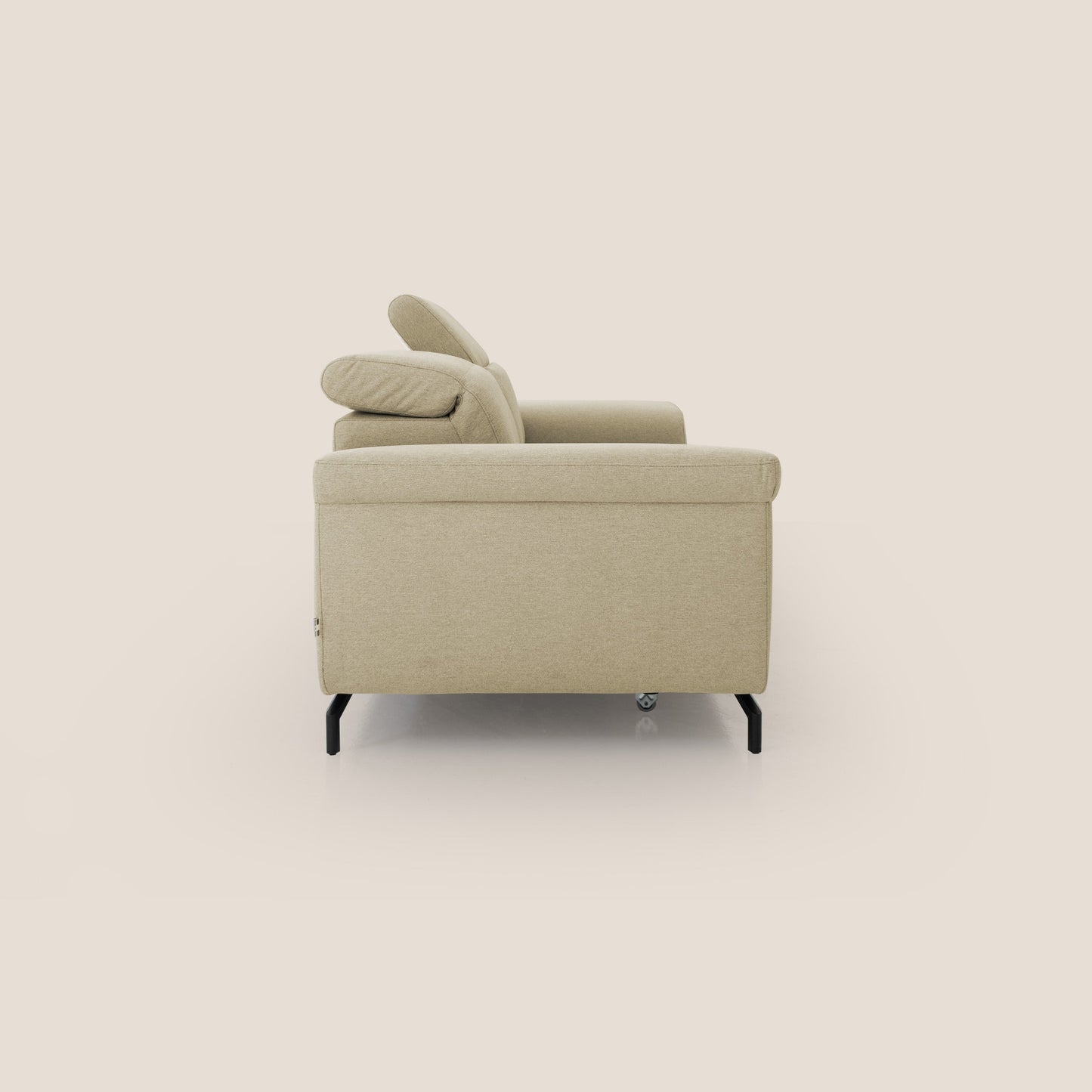 Aisha Divano con poggiapiedi estraibile piedini alti e poggiatesta reclinabili in tessuto Smacchiabile T05 cammello