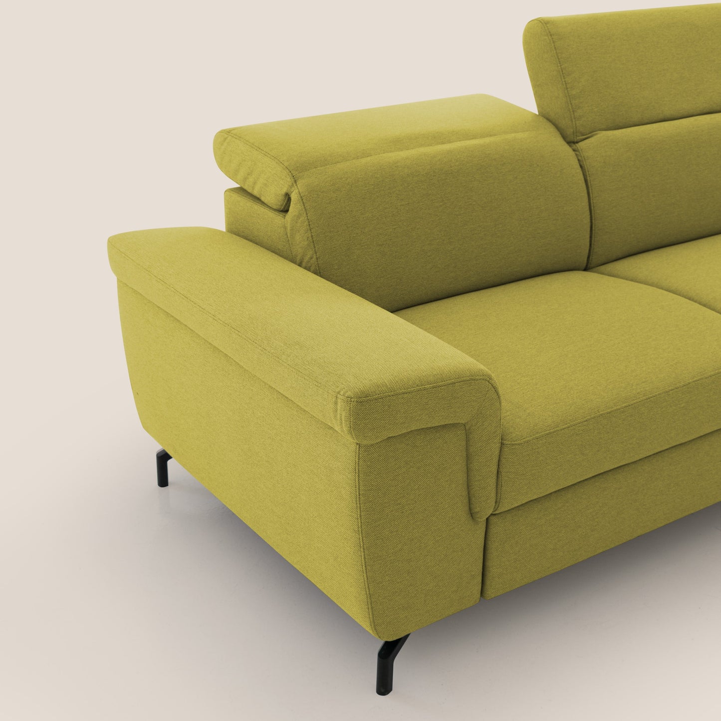 Aisha Divano con poggiapiedi estraibile piedini alti e poggiatesta reclinabili in tessuto Smacchiabile T05 giallo