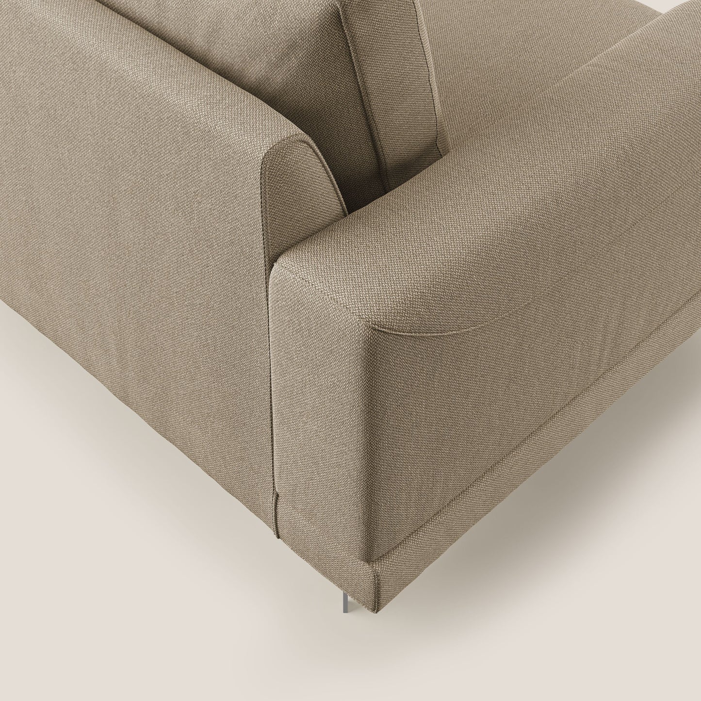 Dorian poltrona moderna in tessuto smacchiabile T05 beige