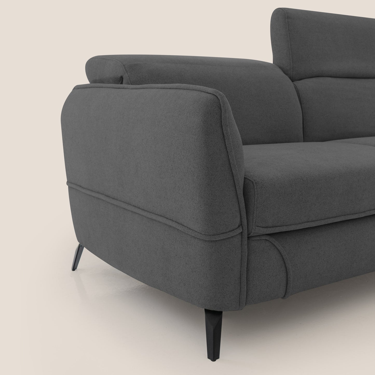 Bloom Divano con poggiapiedi estraibile piedini alti e poggiatesta reclinabili in tessuto bouclé impermeabile T07 antracite