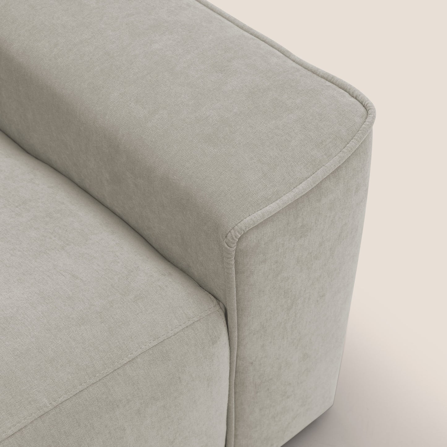 Clark Divano modulare angolare REVERSIBILE con opzione relax elettrico in tessuto smacchiabile impermeabile T17 panna