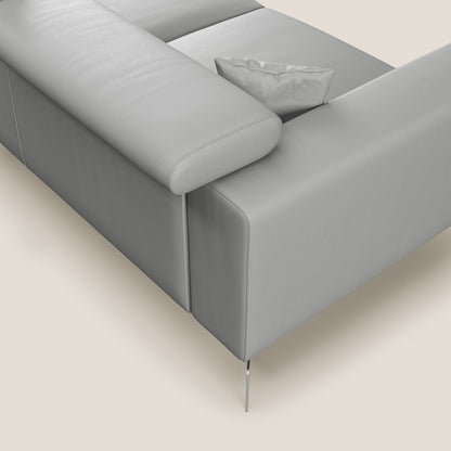 Blade Divano moderno angolare con poggiatesta reclinabili in Ecopelle T04 grigio chiaro