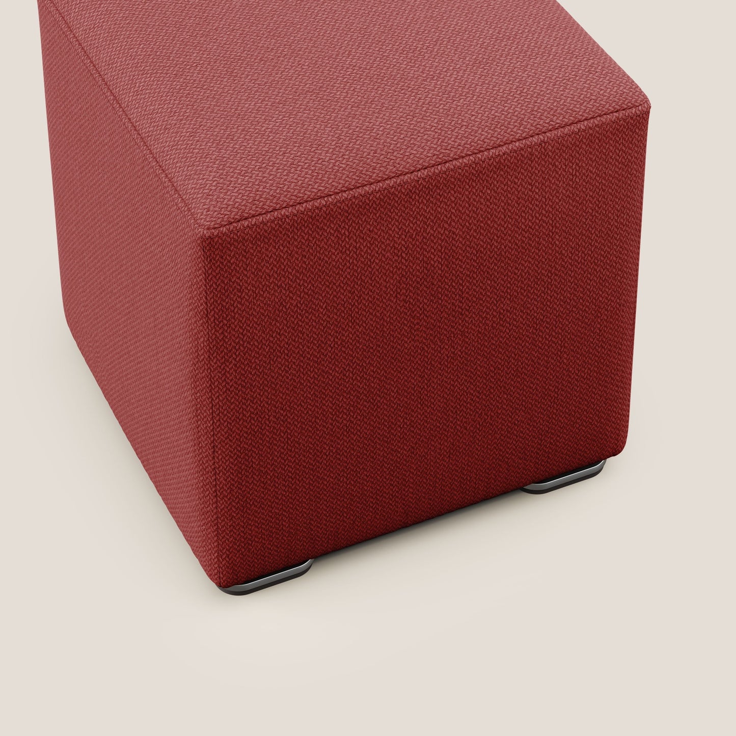 Pouf cubo in tessuto morbido smacchiabile T05 rosso