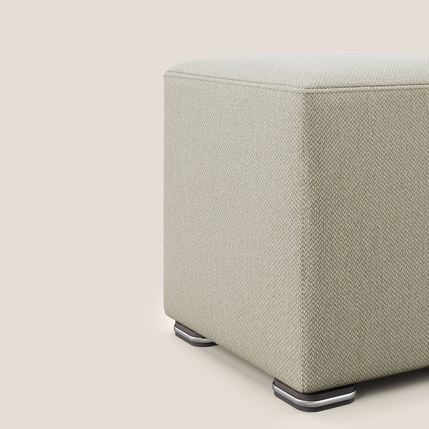 Pouf cubo in tessuto morbido smacchiabile T05 beige