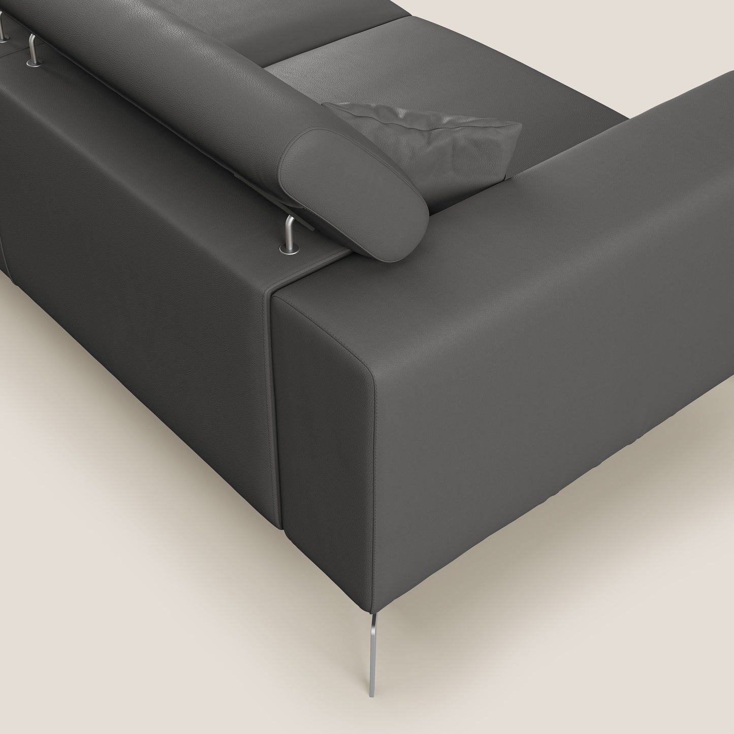 Blade Divano moderno con poggiatesta reclinabili in Ecopelle T04 antracite