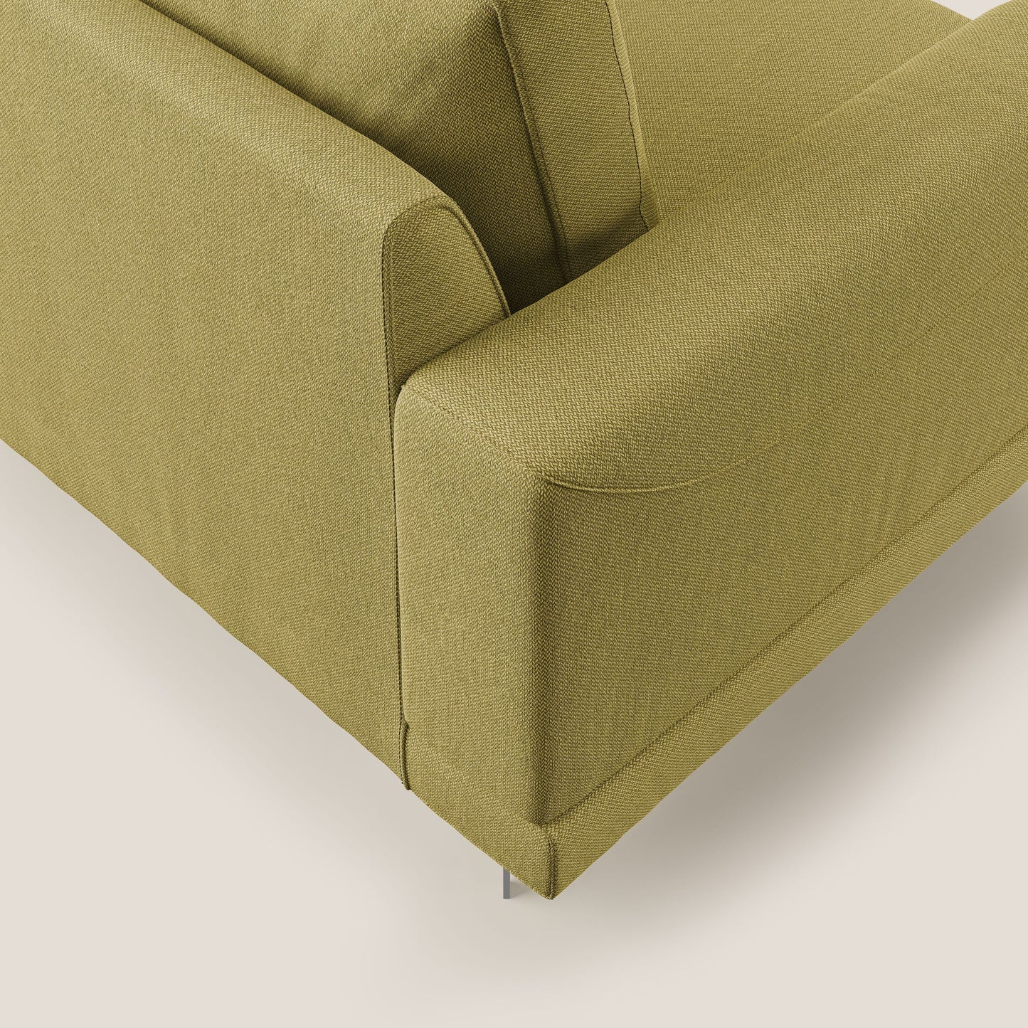 Dorian poltrona moderna in tessuto smacchiabile T05 giallo