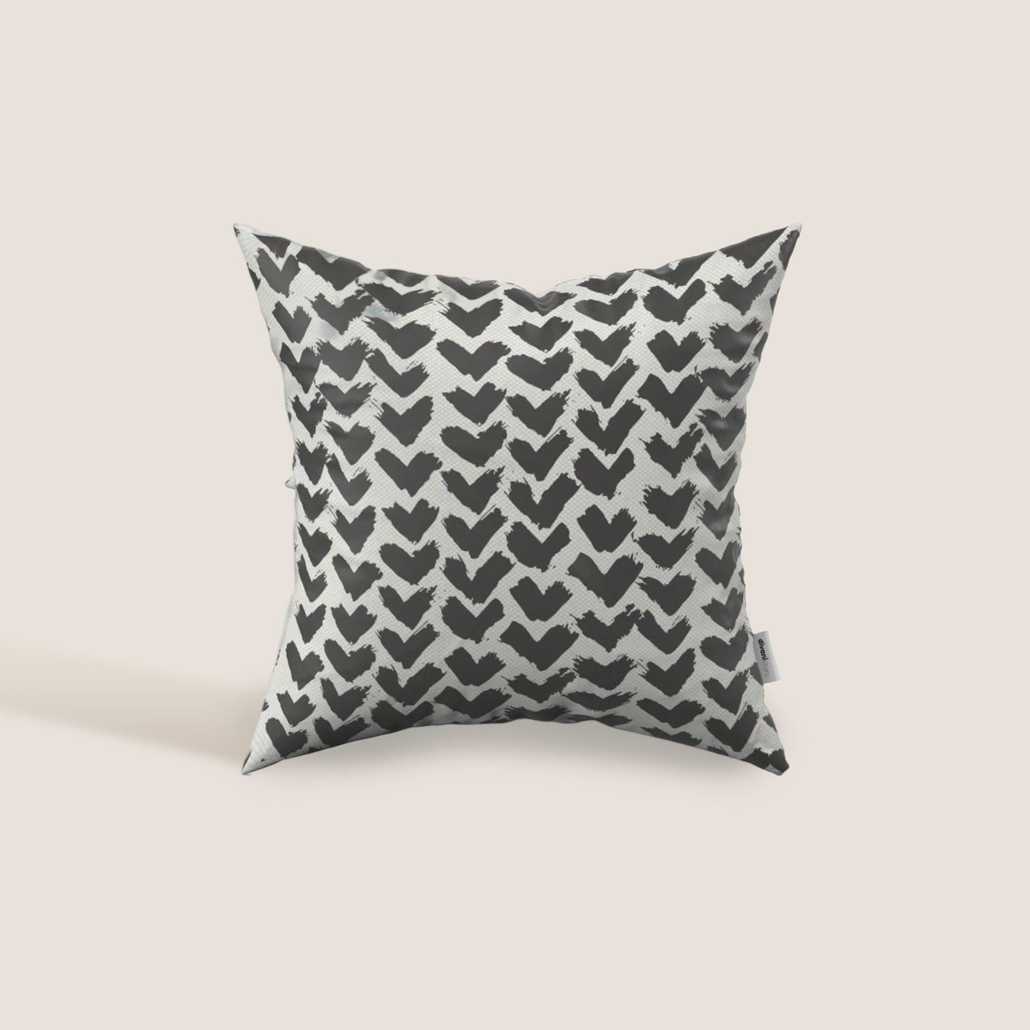 Arrow cuscini geometrici disponibile in diversi colori realizzato in tessuto Idrorepellente nero 