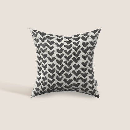 Arrow cuscini geometrici disponibile in diversi colori realizzato in tessuto Idrorepellente nero 