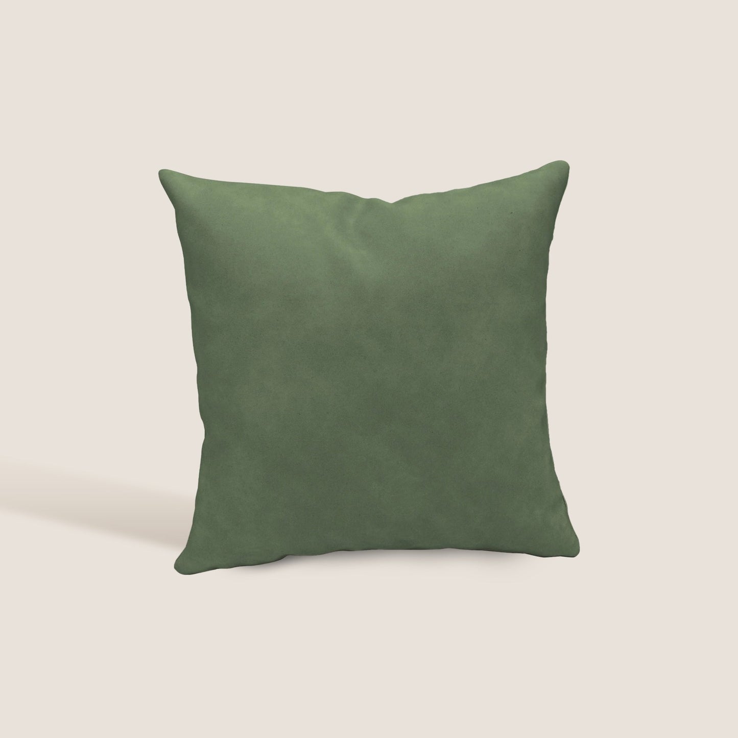 Atlanta cuscino quadrato disponibile in diversi colori realizzato in ecopelle primofiore verde 