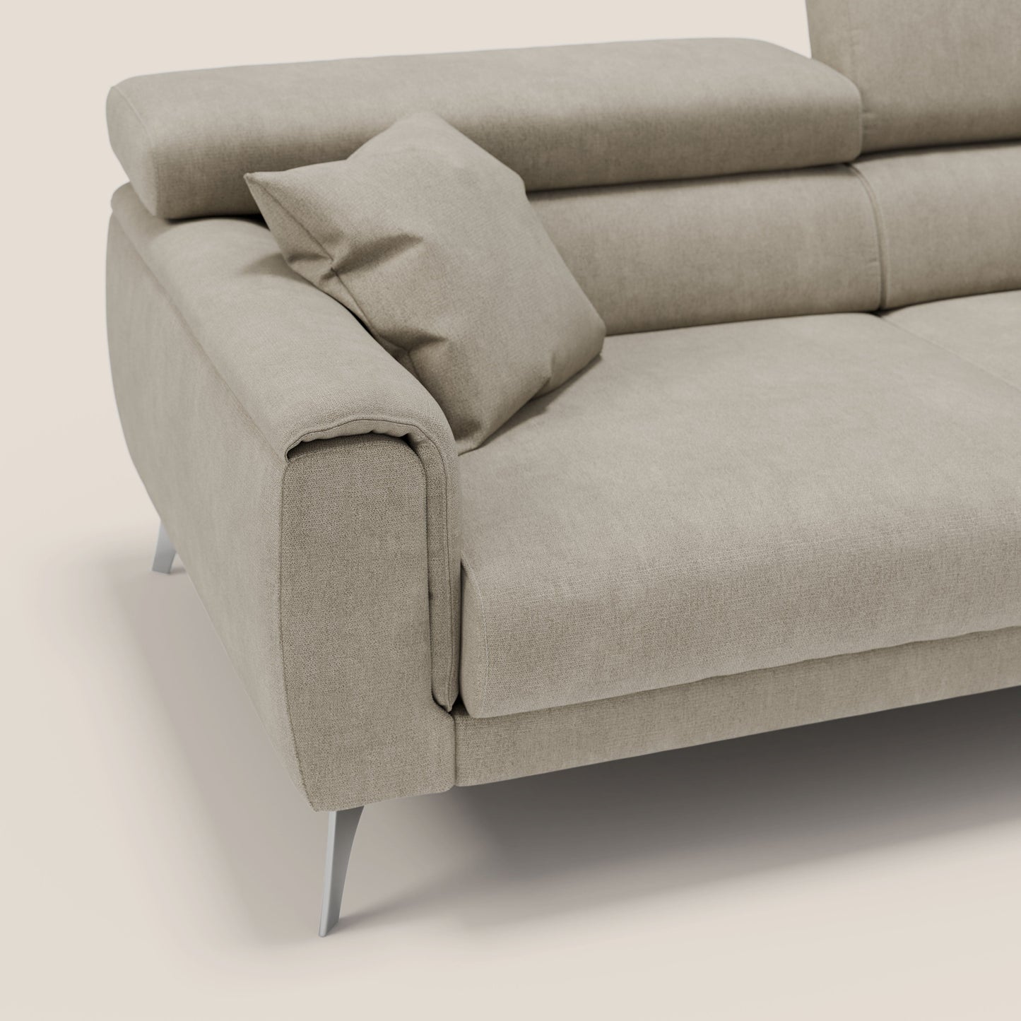 Caravaggio divano con sedute allungabili e poggiatesta reclinabili in tessuto impermeabile T02 panna