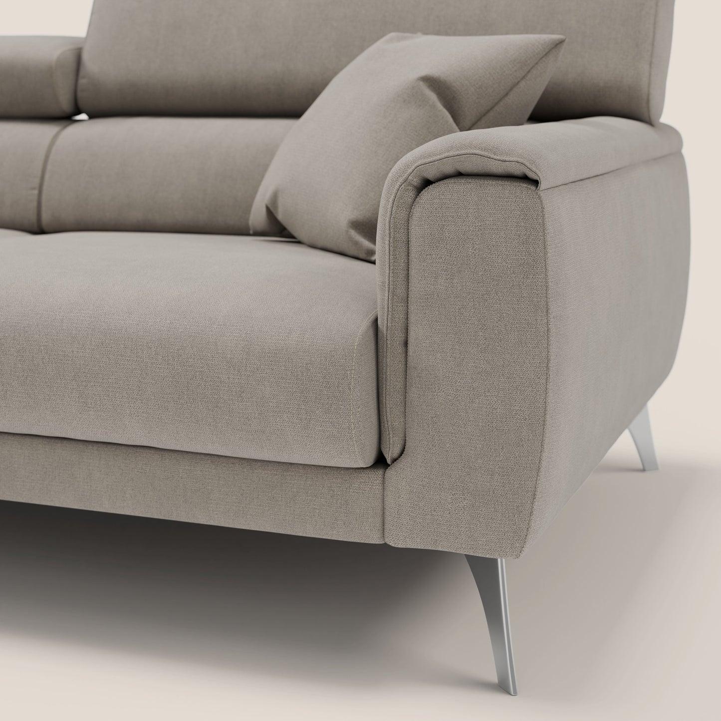 Caravaggio divano con sedute allungabili e poggiatesta reclinabili in tessuto impermeabile T02 beige