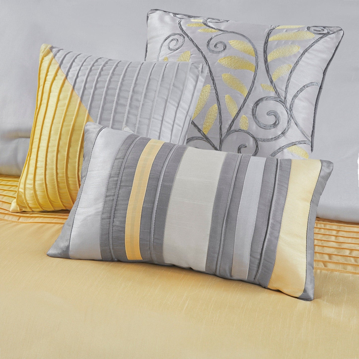 Copper Grove Kiston Yellow 7-piece Comforter Set