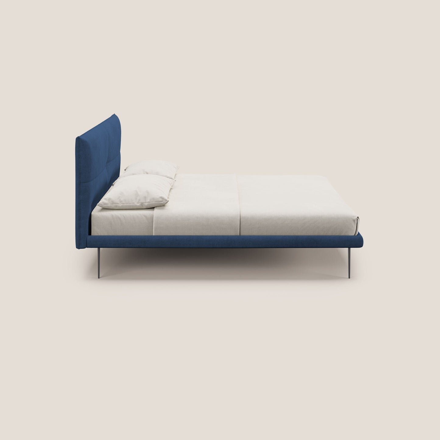 Akiko letto imbottito con piedi alti in metallo in tessuto impermeabile T02 blu 