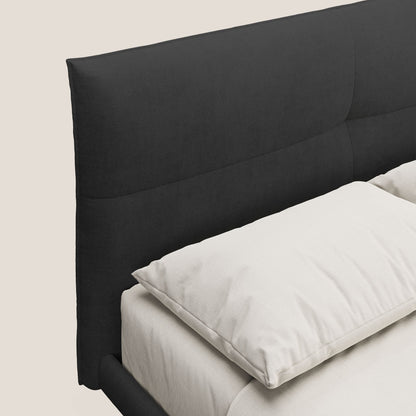 Akiko letto imbottito con piedi alti in metallo in tessuto impermeabile T02 nero 