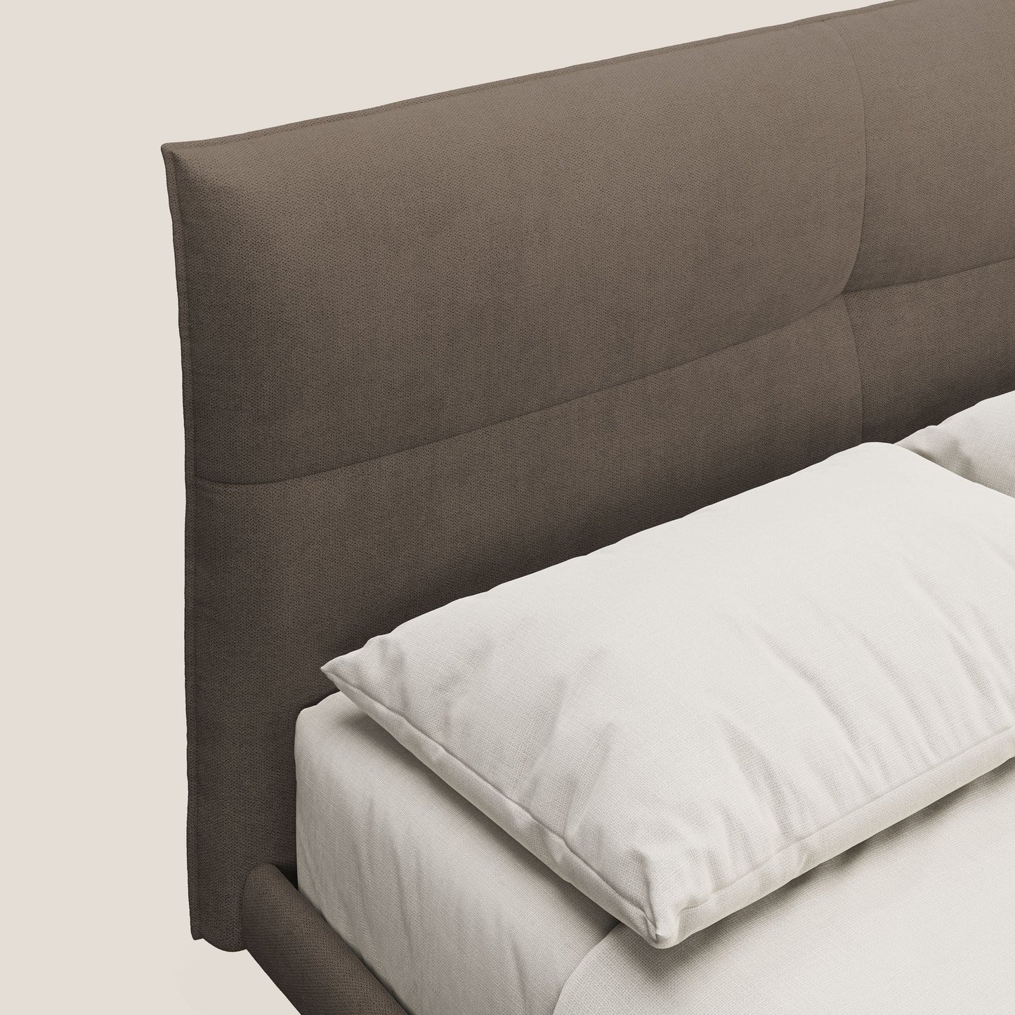 Akiko letto imbottito con piedi alti in metallo in tessuto impermeabile T02 marrone 