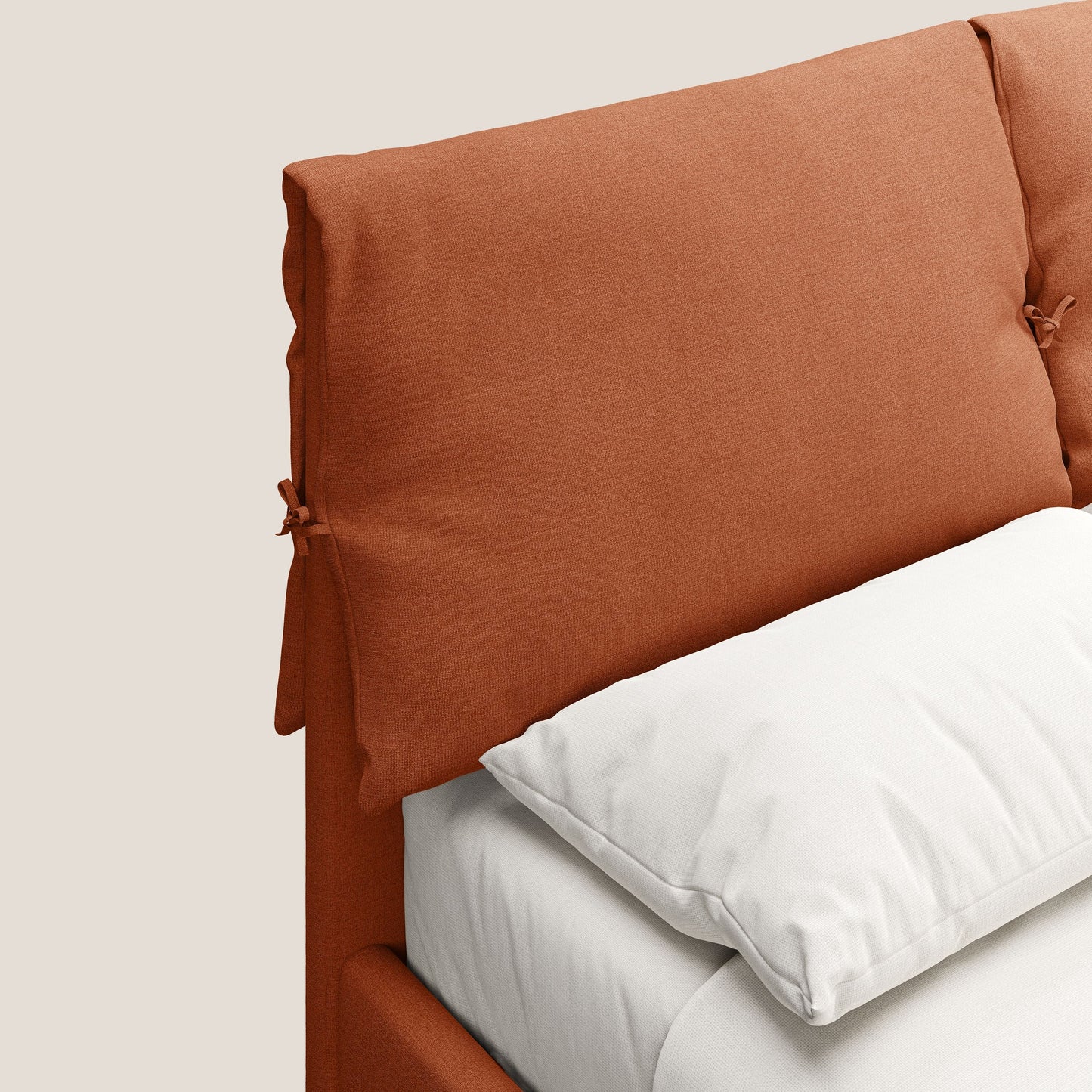 Artemisia letto imbottito con piedini alti sfoderabile in tessuto smacchiabile T17 arancio 