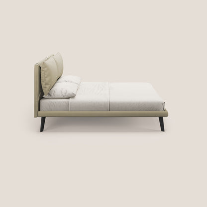 Astrid letto imbottito con piedi in legno in microfibra smacchiabile T11 panna 