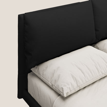 Astrid letto imbottito con piedi in legno in microfibra smacchiabile T11 nero 