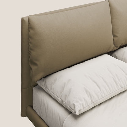 Astrid letto imbottito con piedi in legno in microfibra smacchiabile T11 beige 