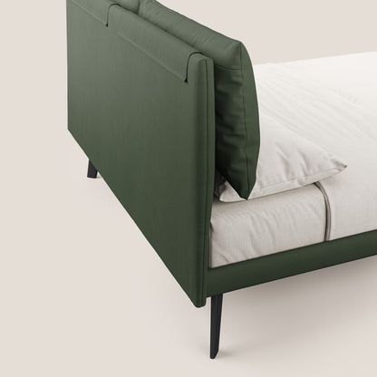 Astrid letto imbottito con piedi in legno in microfibra smacchiabile T11 verde 