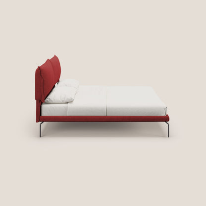 Bice letto imbottito con cuscini e piedi alti in metallo in tessuto impermeabile T02 rosso 