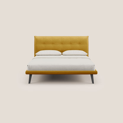 Brigitte letto con testata trapuntata piedi alti in mogano e tessuto impermeabile T09 giallo 
