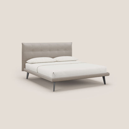 Brigitte letto con testata trapuntata piedi alti in mogano e tessuto impermeabile T09 tortora 