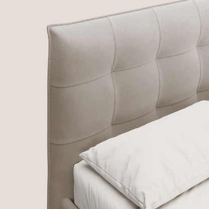 Brigitte letto con testata trapuntata piedi alti in mogano e tessuto impermeabile T09 tortora 