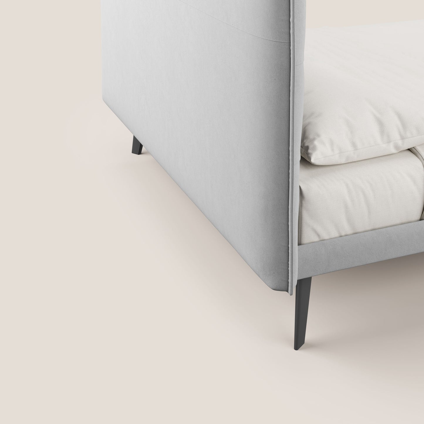 Brigitte letto con testata trapuntata piedi alti in mogano e tessuto impermeabile T09 grigio chiaro 