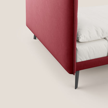 Brigitte letto con testata trapuntata piedi alti in mogano e tessuto impermeabile T09 rosso 