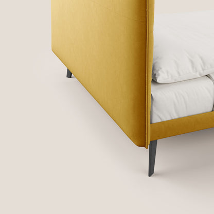 Brigitte letto con testata trapuntata piedi alti in mogano e tessuto impermeabile T09 giallo 