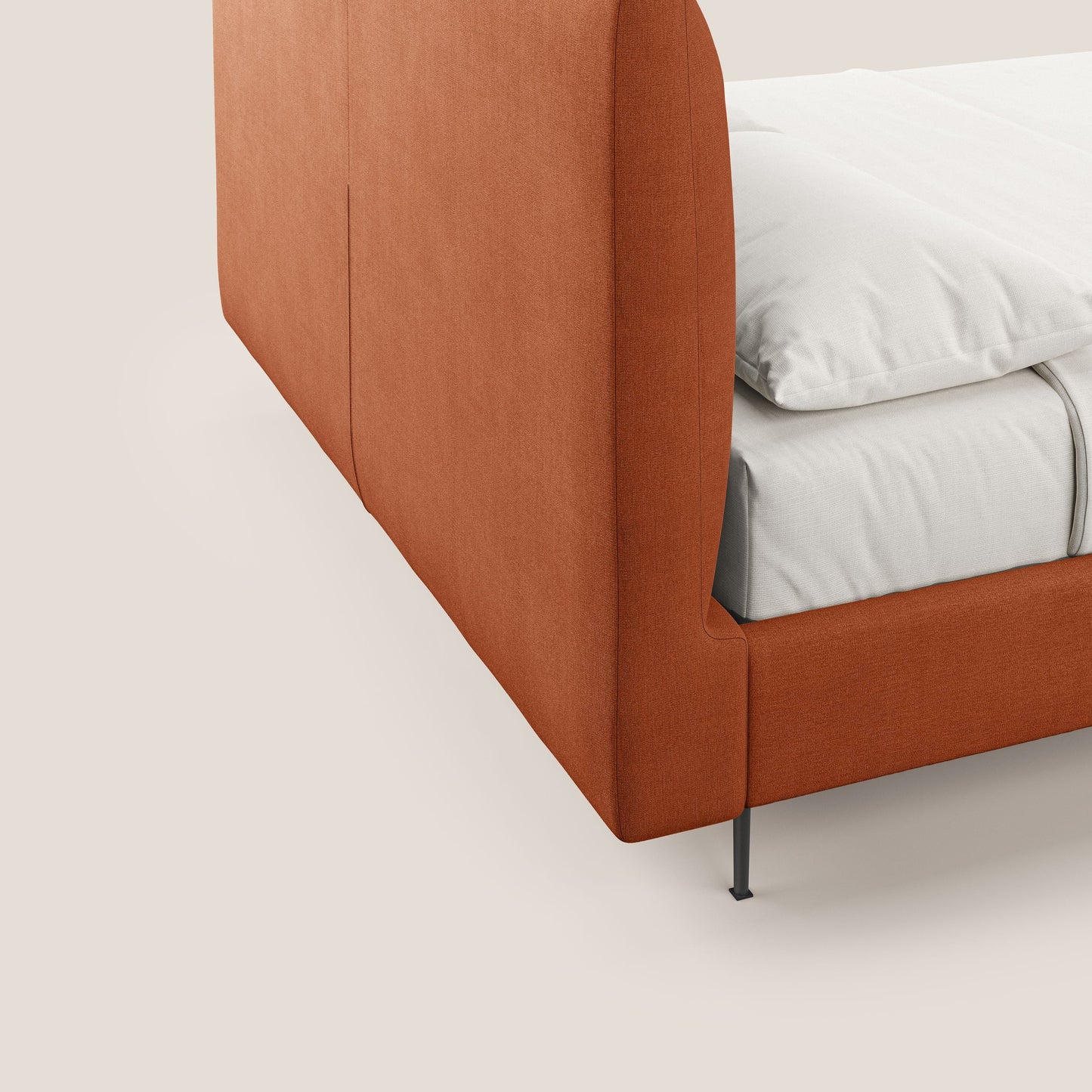 Calliope letto imbottito piedini alti completamente sfoderabile in tessuto smacchiabile T17 arancio 