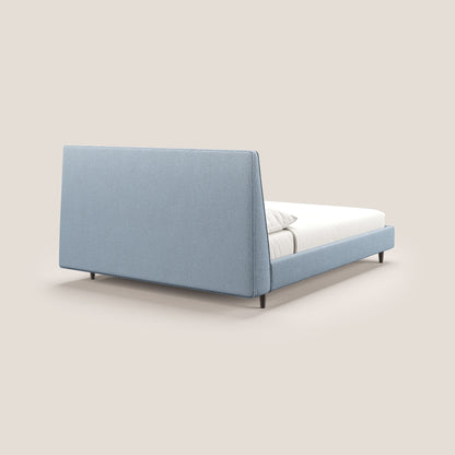 Dorotea letto imbottito con piedi in legno in morbido bouclé impermeabile T07 carta da zucchero 