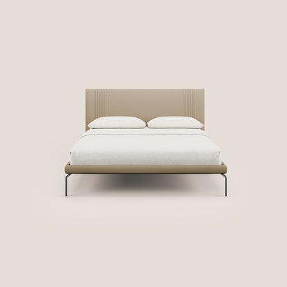 Finn letto imbottito con piedi alti in metallo in tessuto smacchiabile T05 beige 