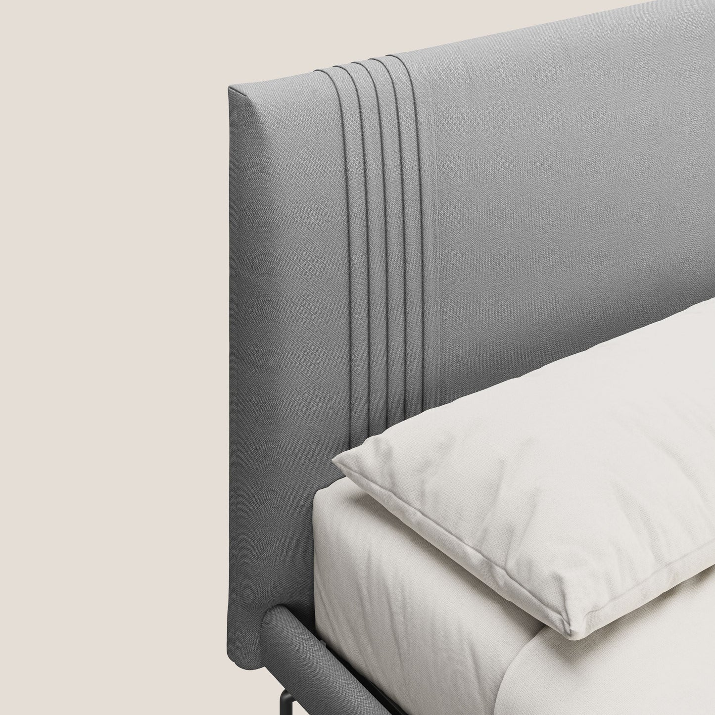 Finn letto imbottito con piedi alti in metallo in tessuto smacchiabile T05 grigio 